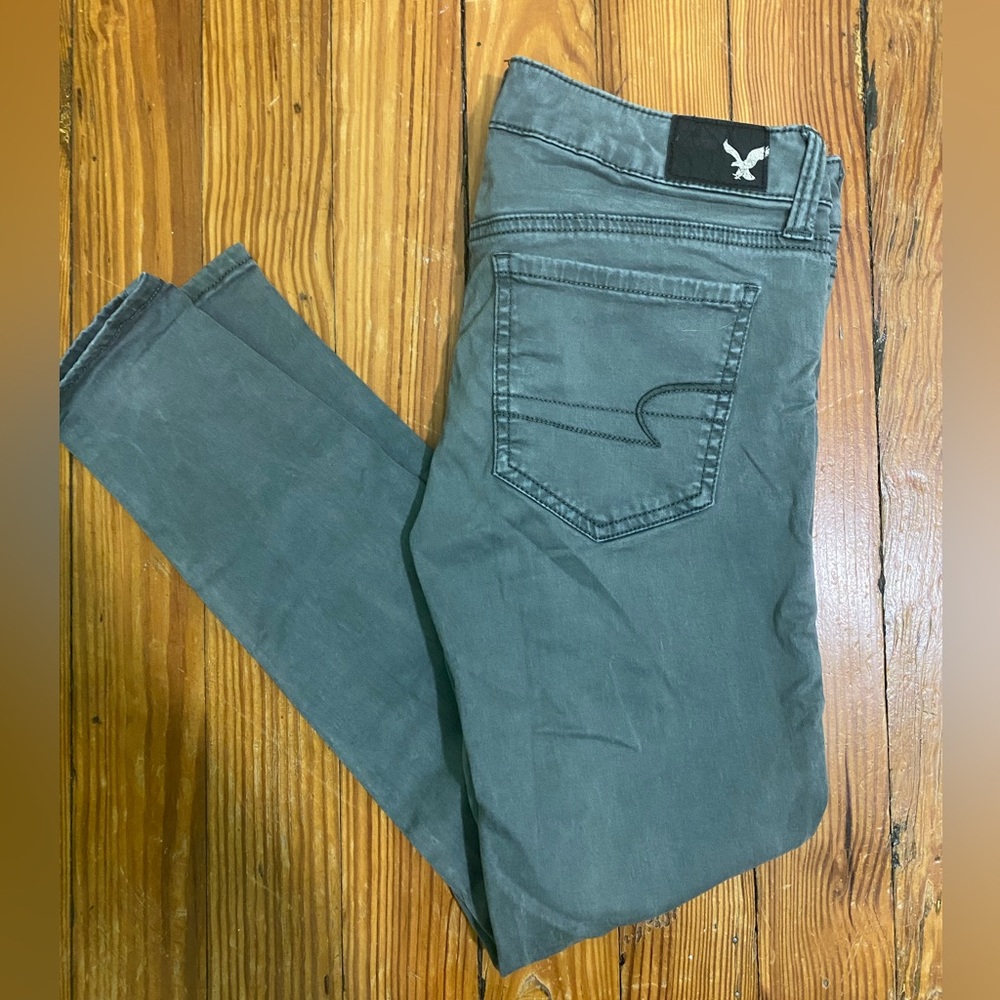 American Eagle Outfitters Green Jeggings - Size 4